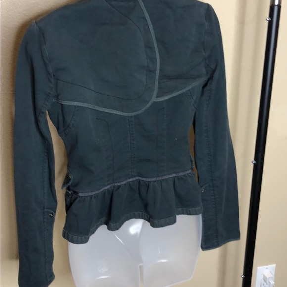 Blue cute ruffled womens coat. - Picture 5 of 8